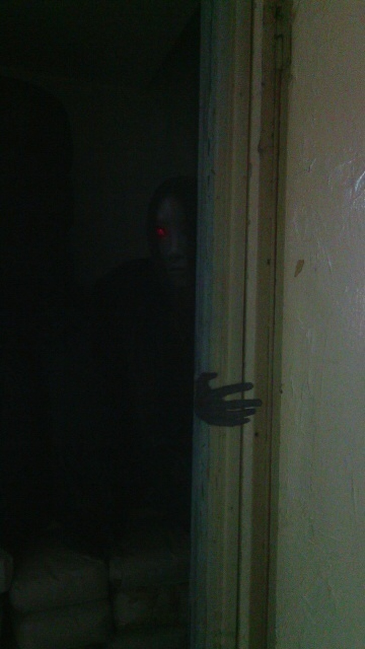 Creepy Photos (20 pics)