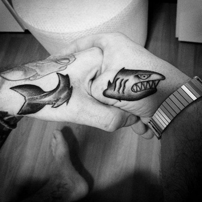 Unusual Tattoos (18 pics)