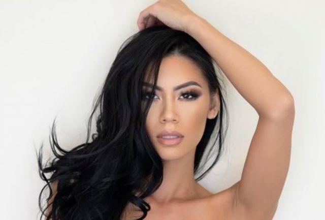 Attractive Girls (32 pics)