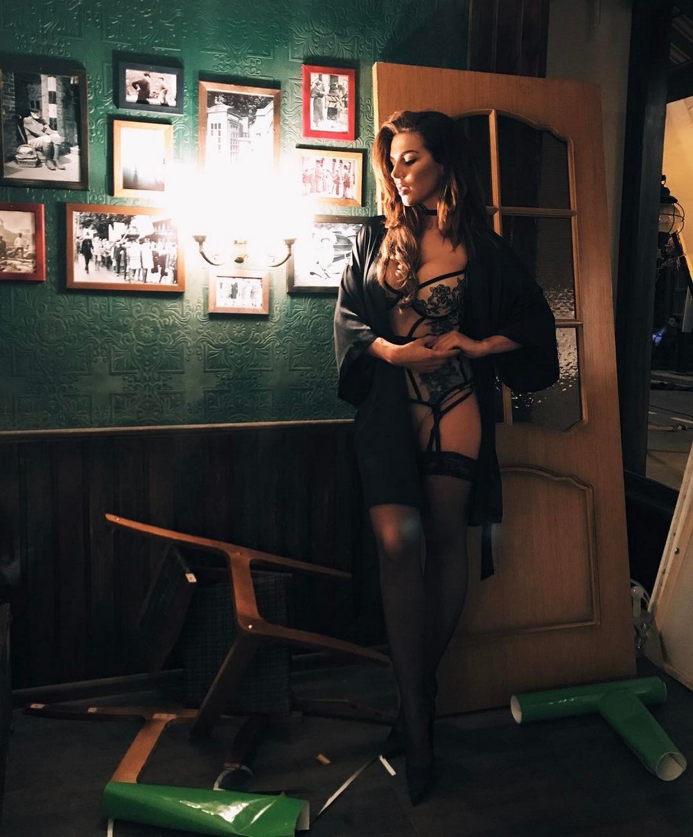 Girls In Lingerie (20 pics)