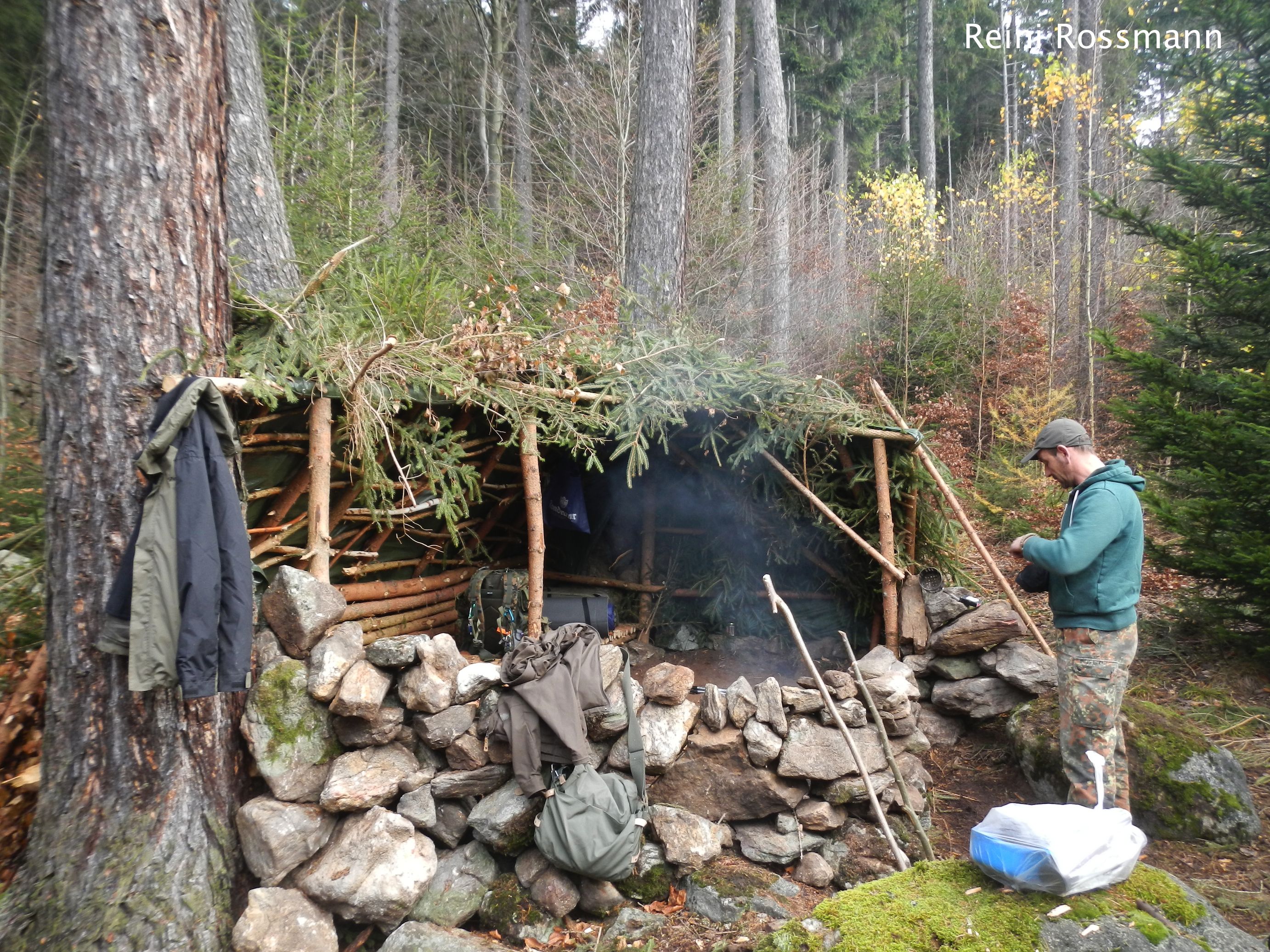 Atmospheric Bushcraft Photos (20 pics)