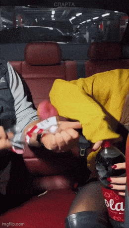 Acid GIFs, April 11 (25 gifs)