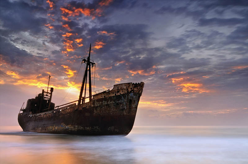 Abandoned Ships (20 pics)