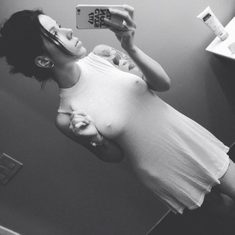 Braless Girls (20 pics)