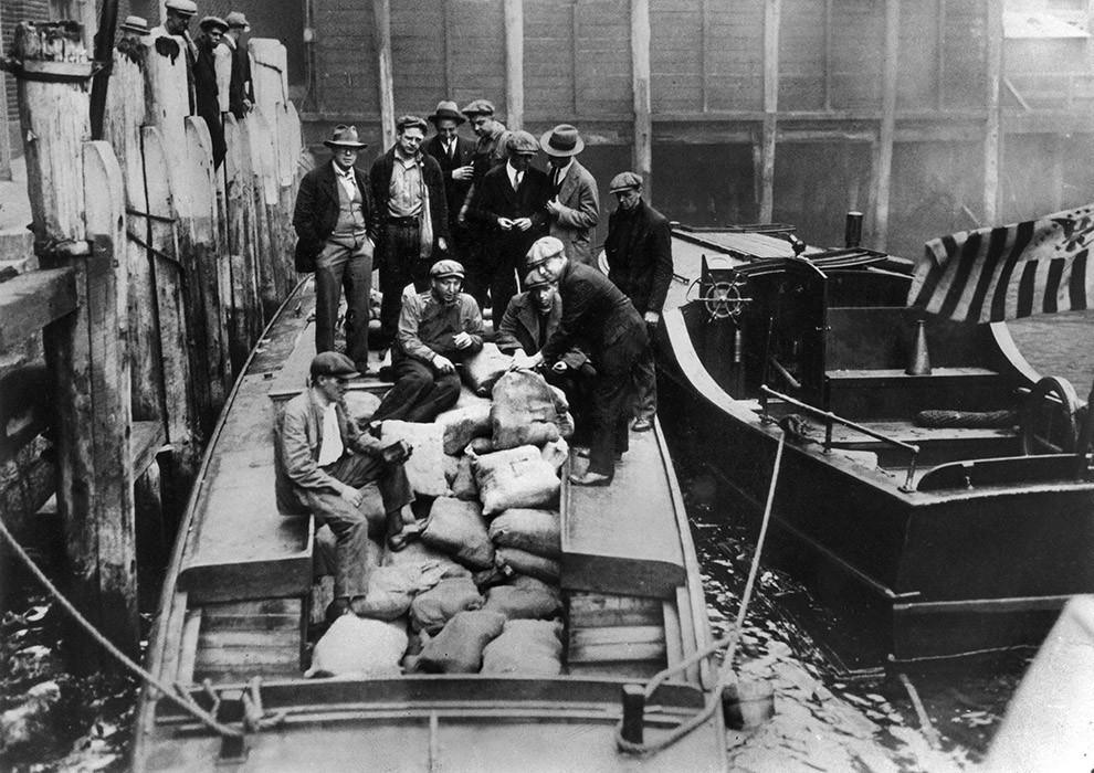 Photos From Prohibition Times (20 pics)
