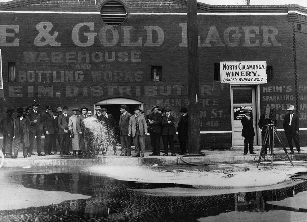 Photos From Prohibition Times (20 pics)