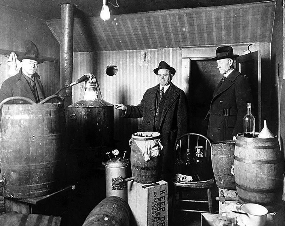 Photos From Prohibition Times (20 pics)