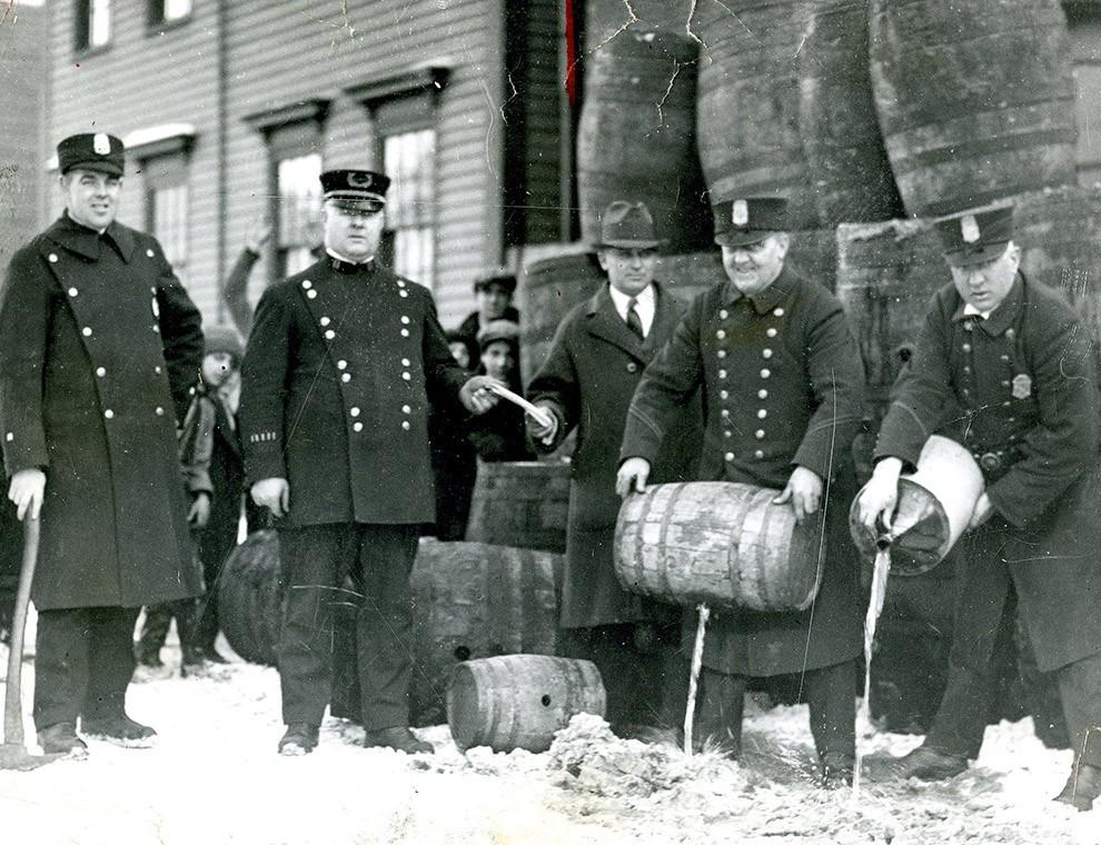 Photos From Prohibition Times (20 pics)