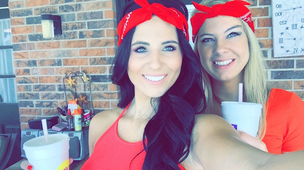 Smiling Girls (20 pics)