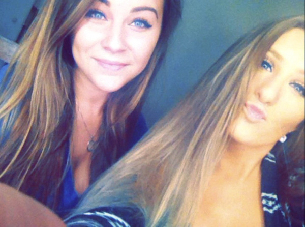 Smiling Girls (20 pics)