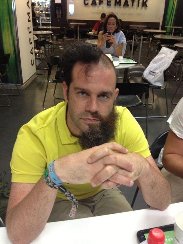 Awful Haircuts (15 pics)