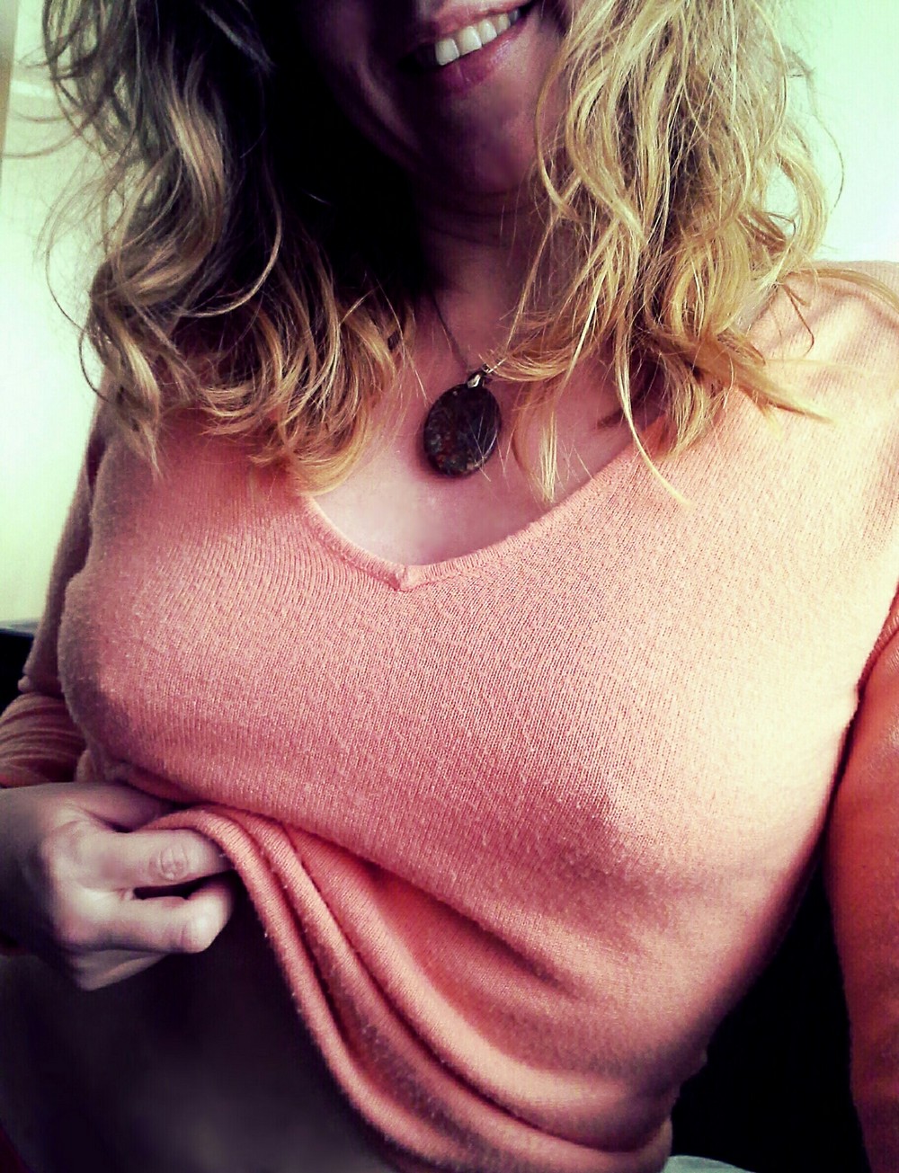 Braless Girls (20 pics)