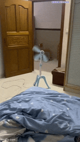 Acid GIFs, May 1 (25 gifs)