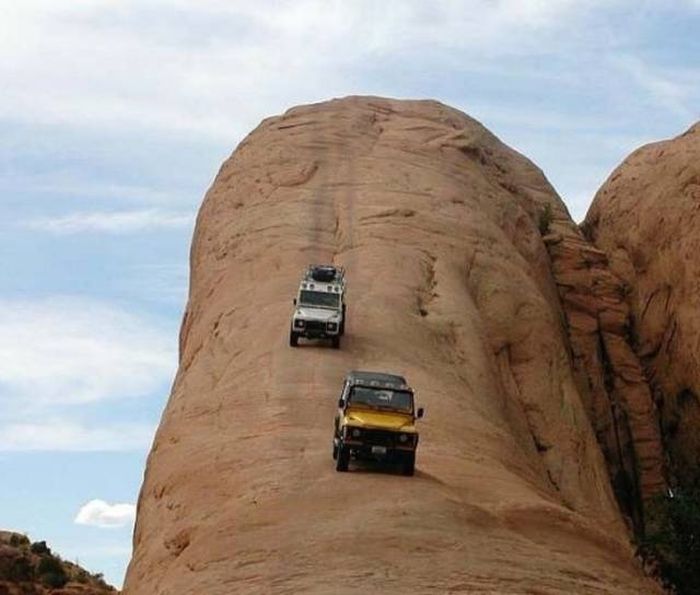 Creepy Photos (21 pics)