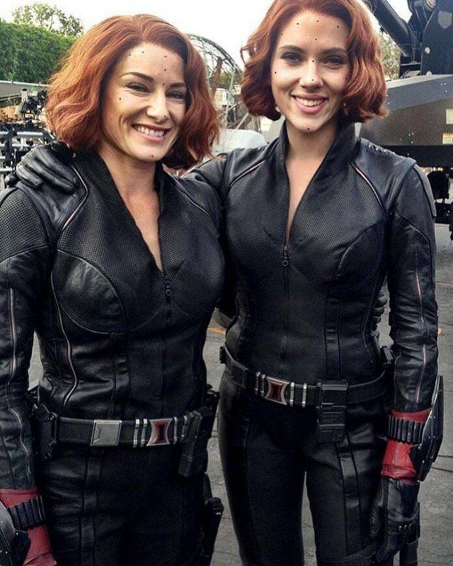 Actors With Their Stunt Doubles (21 pics)