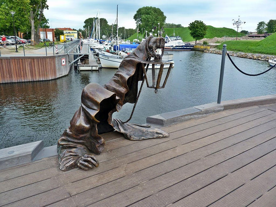 Interesting Sculptures (20 pics)