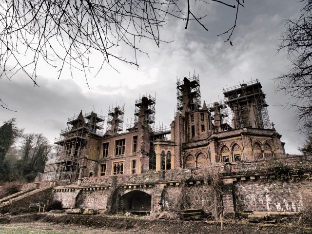 Beautiful Abandoned Places (20 pics)