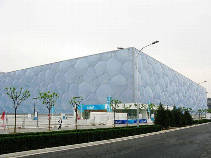 Odd Buildings (20 pics)