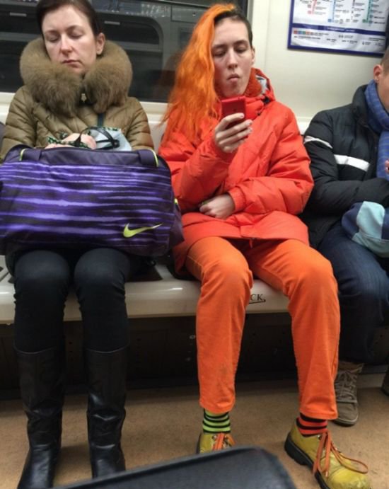Strange People In The Subway (20 pics)