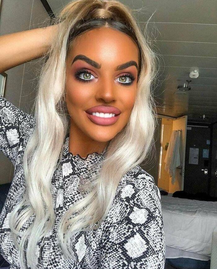 Terrible Makeup (20 pics)