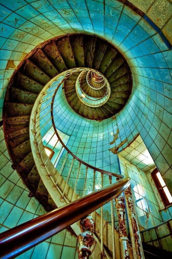 Beautiful Abandoned Places (20 pics)