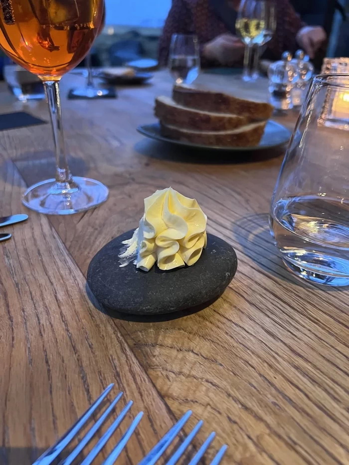 Weird Food Serving (20 pics)