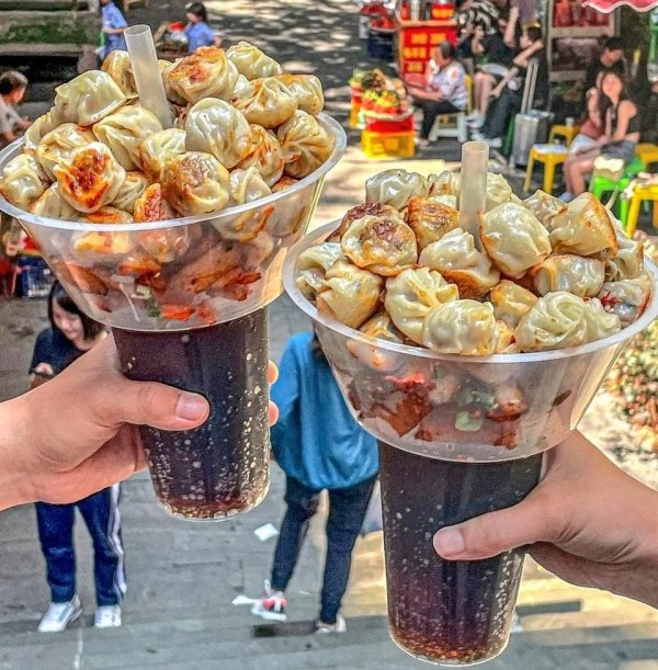Weird Food Serving (20 pics)