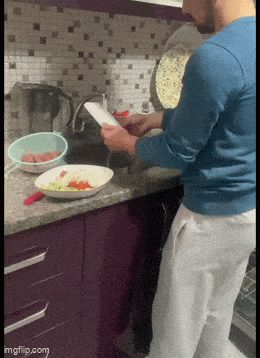 Acid GIFs, May 13 (25 gifs)