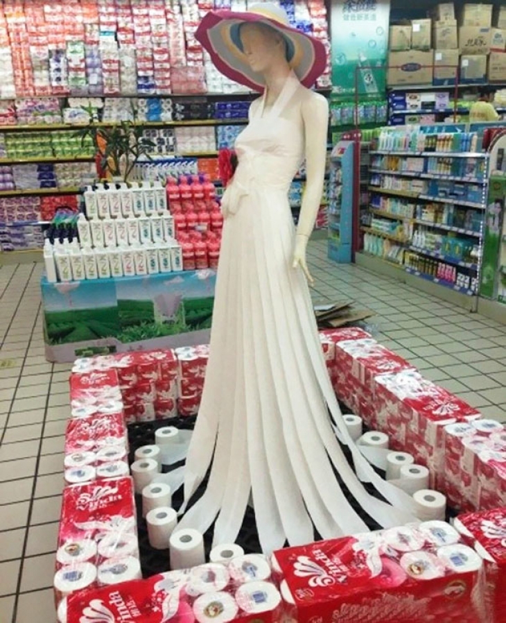 Unusual Marketing (16 pics)