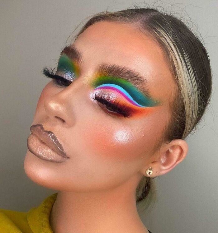 Awful Makeup (17 pics)