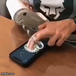 Acid GIFs, May 15 (25 gifs) Acid GIFs, May 15 (25 gifs)