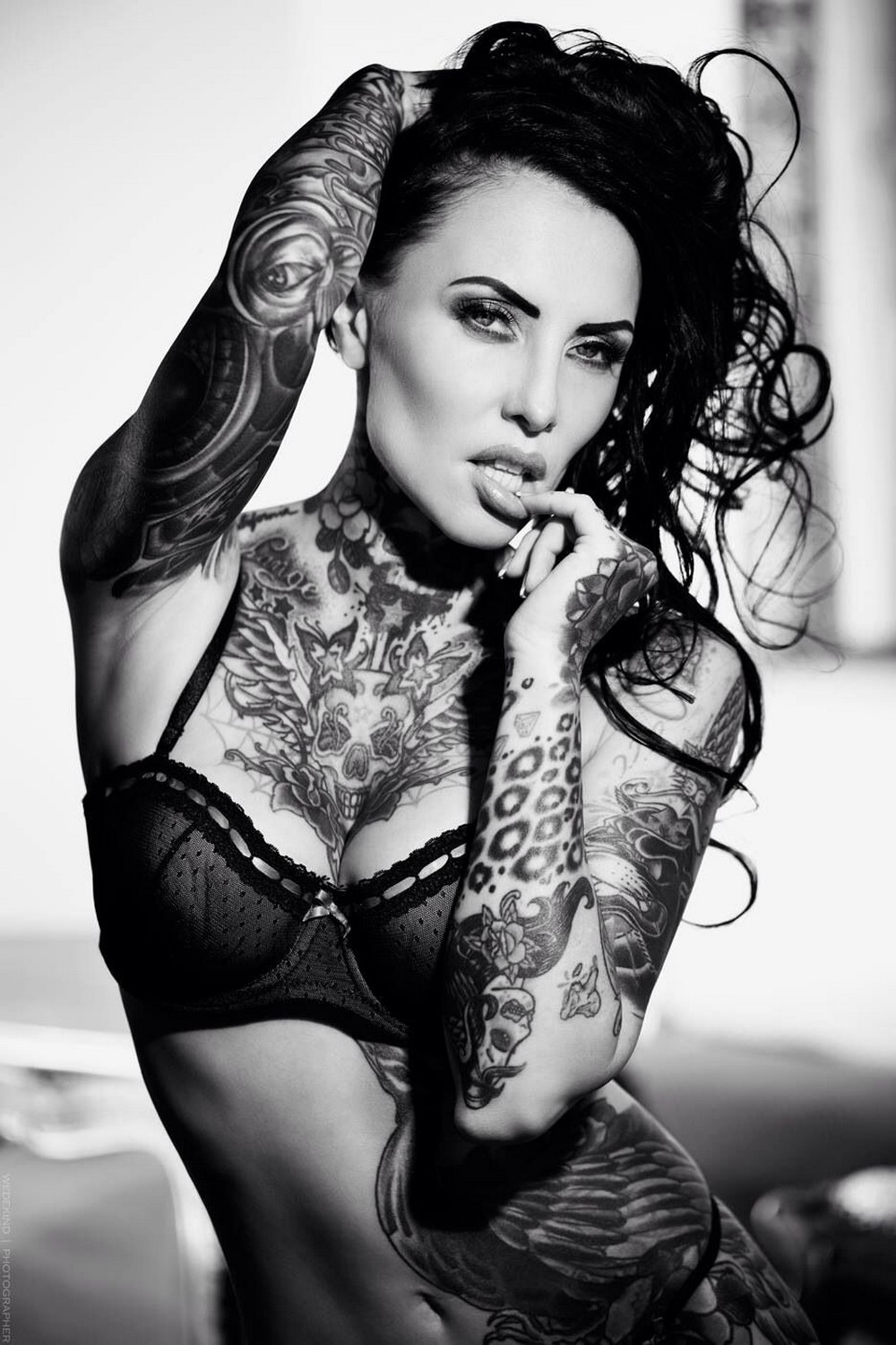 Tattooed Girls (20 pics)