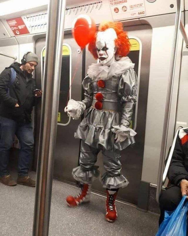 Creepy Photos (20 pics)