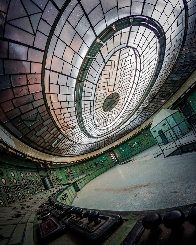 Beautiful Abandoned Places (20 pics)