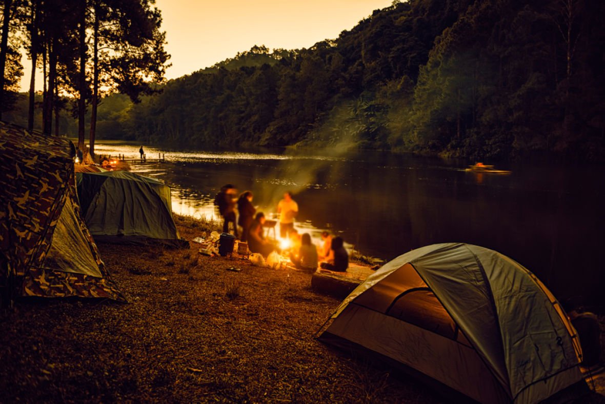Cool Camping Photos (20 pics)