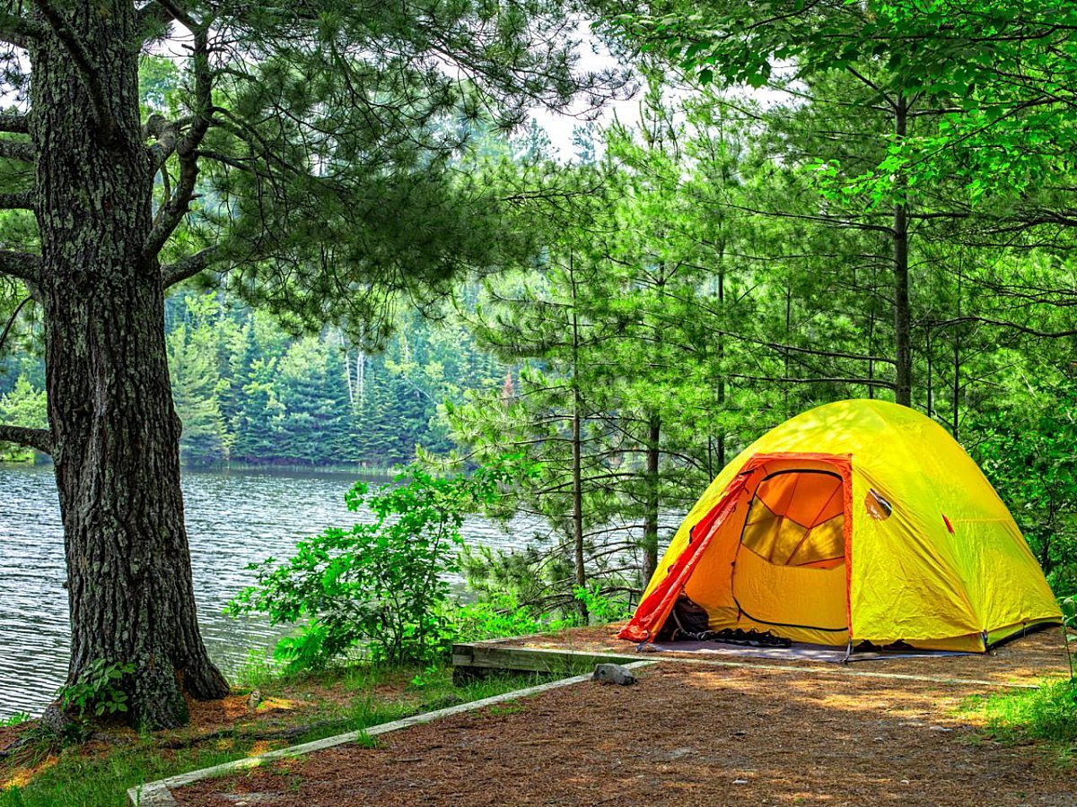 Cool Camping Photos (20 pics)