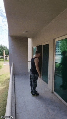 Acid GIFs, May 20 (25 gifs) Acid GIFs, May 20 (25 gifs)