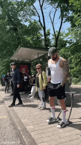 Acid GIFs, May 20 (25 gifs) Acid GIFs, May 20 (25 gifs)