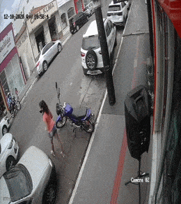 Acid GIFs, May 22 (25 gifs) Acid GIFs, May 22 (25 gifs)