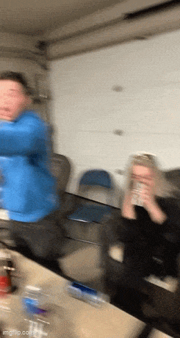 Acid GIFs, May 28 (25 gifs) Acid GIFs, May 28 (25 gifs)
