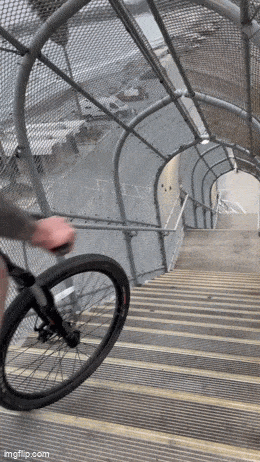 Acid GIFs, May 28 (25 gifs) Acid GIFs, May 28 (25 gifs)