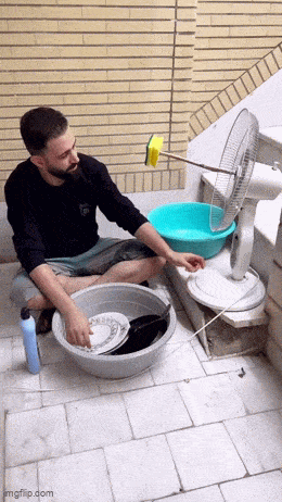 Acid GIFs, May 29 (25 gifs) Acid GIFs, May 29 (25 gifs)