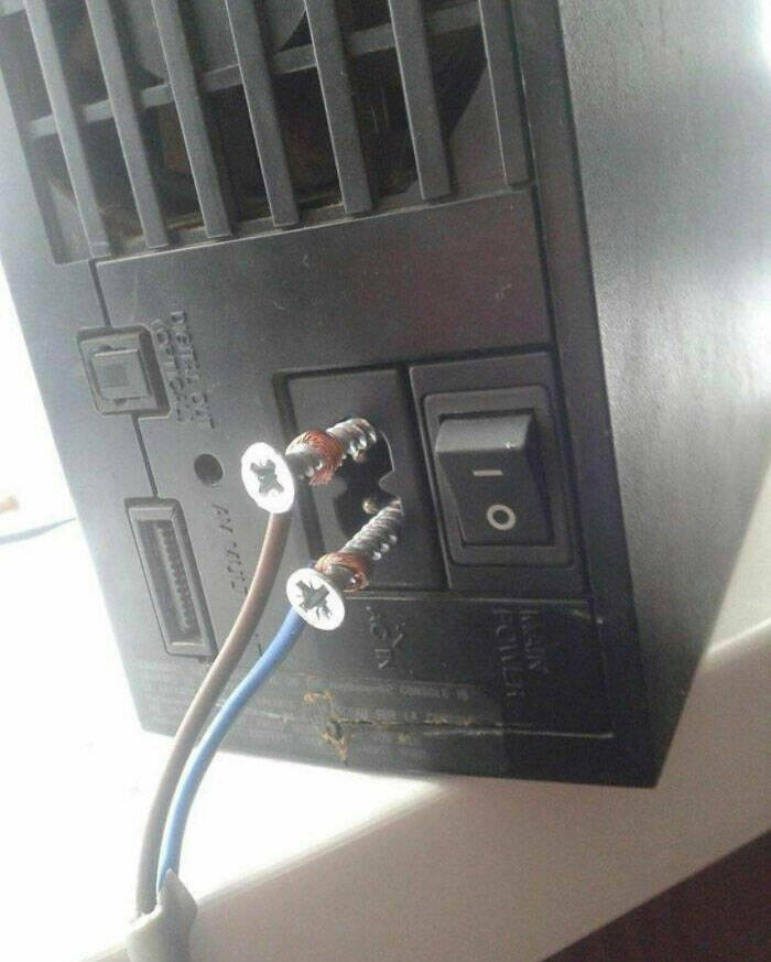 Horror For Technical Support Employees (23 pics)