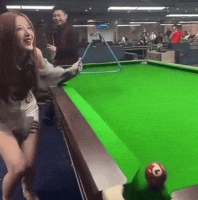 Acid GIFs, May 30 (25 gifs)
