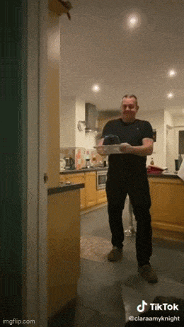 Acid GIFs, May 31 (25 gifs) Acid GIFs, May 31 (25 gifs)