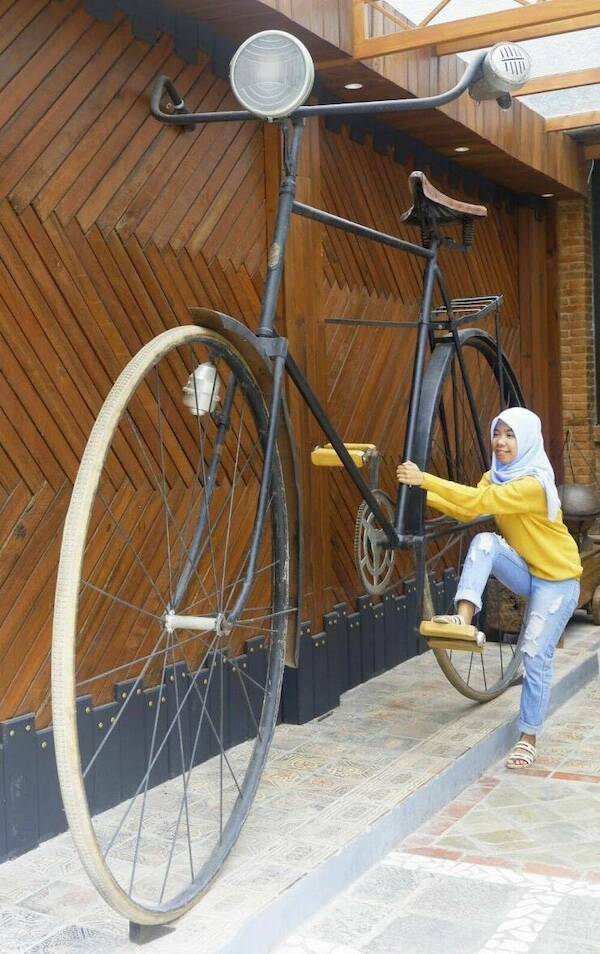 Giant Things (16 pics)