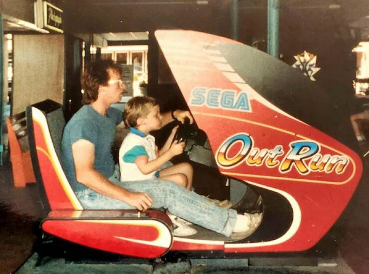 Nostalgic Things From The Past (17 pics)