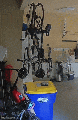Acid GIFs, June 4 (25 gifs) Acid GIFs, June 4 (25 gifs)