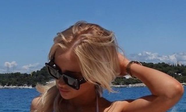 Cute Girls (29 pics)