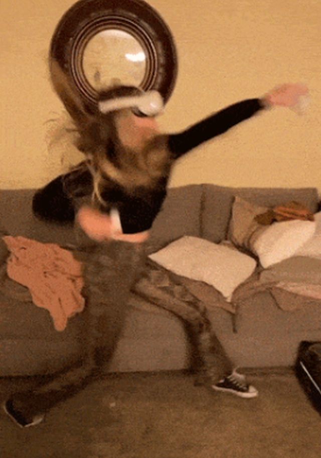 Acid GIFs, June 18 (25 gifs)